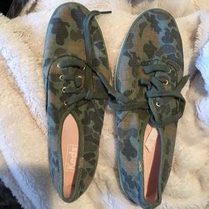 Camo Keds